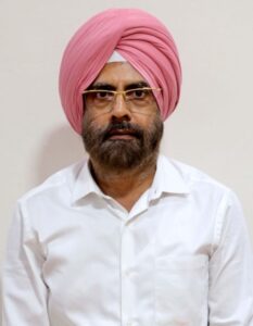 छात्रों के 3 सप्ताह के विरोध प्रदर्शन के बाद पटियाला के पंजाबी विश्वविद्यालय ने फीस वृद्धि को पूरी तरह से वापस लेने के लिए मजबूर किया