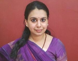 यूपी कैडर की आईएएस अधिकारी दिव्या मित्तल ने 13 साल की सेवा के बाद दिया इस्तीफा, शेयर किया भावुक