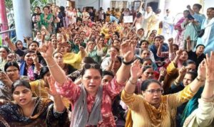 डीए विवाद: पंजाब सरकार ने यूनियन नेता खेड़ा का तबादला किया, कर्मचारियों ने 8 सितंबर को नए सामूहिक अवकाश की घोषणा की