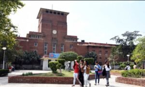 सीयूईटी राउंड में सीटें भरने में नाकाम, दिल्ली विश्वविद्यालय ने 2 महिला कॉलेजों में मेरिट आधारित प्रवेश की अनुमति दी