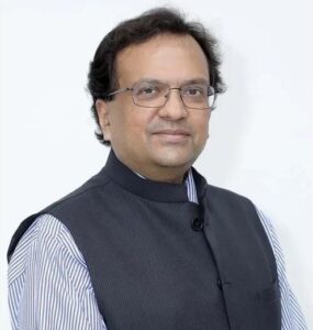 गृह सचिव गोविंद मोहन, कैबिनेट सचिव टीवी सोमनाथन को मिला एक साल का सेवा विस्तार