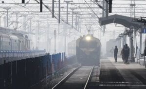 पुनर्विकास कार्य में तेजी लाने के लिए रेलवे चंडीगढ़ स्टेशन पर चार घंटे के 12 यातायात अवरोध लगाएगा