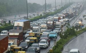 गुरुग्राम बारिश की अलर्ट: आईएमडी रेड अलर्ट सक्रिय, घर से काम करने की तीसरी एडवाइजरी जारी