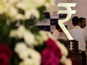बाजारों को हराना मुश्किल रह सकता है, लेकिन निवेशकों की भीड़ चरम पर अवसर पैदा कर सकती है