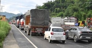 भूस्खलन के बाद कीरतपुर-मनाली मार्ग अवरुद्ध हिमाचल में 15 अगस्त तक जारी रहेगी भारी बारिश