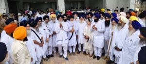 एसजीपीसी के अध्यक्ष हरजिंदर सिंह धामी ने कहा, एसजीपीसी मिरी पिरी संस्थान का सुचारू संचालन सुनिश्चित करेगी