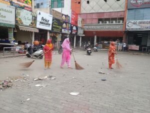 हरियाणा में 37 दिन की हड़ताल के बाद सफाई कर्मचारियों की ड्यूटी