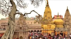 यूपी में बड़ा प्रशासनिक फेरबदल! काशी विश्वनाथ मंदिर के CEO पद से हटाए गए विश्वभूषण मिश्रा