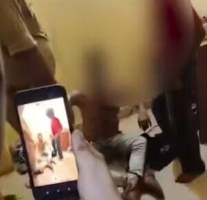 कानपुर के OYO में लड़कियों की दबंगई, लड़के को बांधा फिर घसीट-घसीटकर बेल्ट से पीटा!