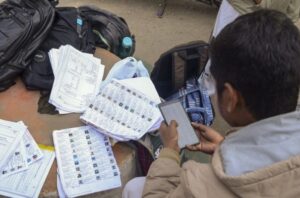 ‘एसआईआर वास्तव में एक बड़े पैमाने पर शाह द्वारा मतदाताओं को हटाने के लिए उकसाया गया है’: कांग्रेस