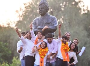 एबीवीपी ने दिल्ली विश्वविद्यालय छात्र संघ का दबदबा बरकरार रखा, केंद्रीय पैनल के 4 में से 3 पदों पर जीत हासिल की