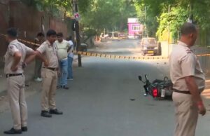 दिल्ली के पार्क में 3 लोगों ने पुलिस बनकर किया यौन उत्पीड़न, नाबालिग से किया यौन उत्पीड़न; मुठभेड़ में 1 गिरफ्तार