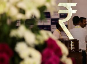 डॉलर के प्रवाह के बावजूद निकट अवधि में रुपया 94.5-96 डॉलर के दायरे में रहेगा: बैंक ऑफ बड़ौदा