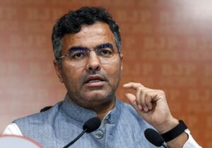 दिल्ली के मंत्री प्रवेश वर्मा के खिलाफ गैर संज्ञेय रिपोर्ट दर्ज