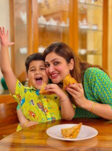 विश्व समोसा दिवस: समोसा प्रेमियों ने साझा की अपनी पसंदीदा यादें