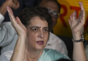 प्रियंका गांधी ने कहा कि भारत अब लोकतंत्र नहीं है। मोदी सरकार और चुनाव आयोग के बीच मिलीभगत का आरोप