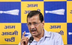 आम आदमी पार्टी ने अकाल तख्त से कहा कि वह अमित शाह के खिलाफ कार्रवाई करे, केजरीवाल के खिलाफ मामला दर्ज