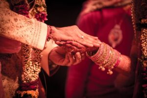 न्यूजीलैंड से उड़ान भरने के बाद यूपी के 22 वर्षीय युवक ने 30 वर्षीय सौतेले पिता की कथित तौर पर हत्या कर दी