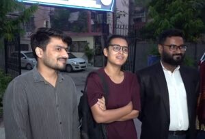 नेहा बोरा की रिहाई, अभिजीत दीपक को तिरंगे मार्च में हिरासत में लिए जाने के बाद कोर्ट में पेश किया जाएगा पेश