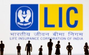 6.37 करोड़ रुपये की धोखाधड़ी मामला: लखनऊ की सीबीआई अदालत ने एलआईसी के पूर्व सहायक को 10 साल की सजा सुनाई