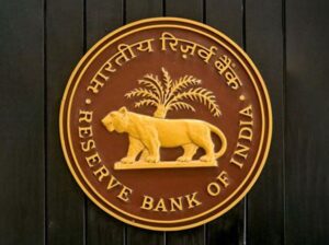 भारतीय बैंकों को आरबीआई की स्थिति पर प्रतिबंध के बाद 500 मिलियन डॉलर का विदेशी मुद्रा घाटा: रिपोर्ट