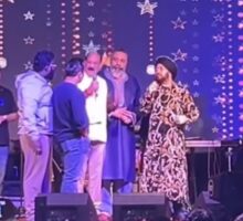 पुष्कर धामी ने दलेर मेहंदी से कहा, उनकी सरकार हाल के ‘घटनाक्रम’ को पीछे छोड़ना चाहती है