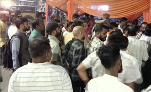 बाराबंकी में मतदान से ठीक पहले ही भिड़े BJP और SP कार्यकर्ता, बूथ लगाने को लेकर हो गई झड़प
