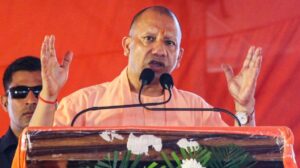 ‘ऑफिस ऑफिस’ से ‘तारीख पर तारीख’ तक: नौकरशाही की लालफीताशाही पर योगी आदित्यनाथ की पॉप कल्चर पर कटाक्ष