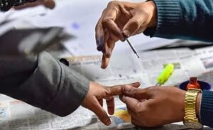 यूपी विधान परिषद की 11 सीटों पर मतदान शुरू, 152 उम्मीदवारों की किस्मत दांव पर, शाम 4 बजे तक डाले जाएंगे वोट