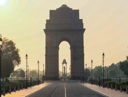 भारत वित्त वर्ष 2030 तक 220 अरब डॉलर के स्वच्छ ऊर्जा निवेश के अवसर देखता है: एमएनआरई