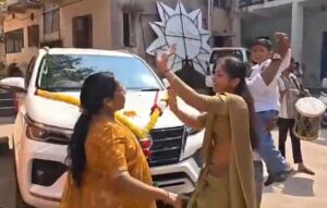 दादी ने 200 रुपये का कूपन खरीदा, 6 साल के एमपी लड़के ने जीता 50 लाख रुपये की टोयोटा फॉर्च्यूनर