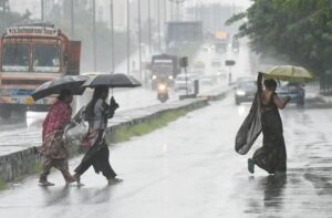 मौसम अलर्ट: आईएमडी ने शनिवार तक ट्राइसिटी में बारिश और गरज के साथ छींटे पड़ने की संभावना जताई