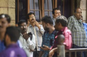 सेंसेक्स और निफ्टी में दो दिन की गिरावट के बाद 1 फीसदी से ज्यादा की तेजी कच्चे तेल की कीमतों में नरमी के बीच आईटी शेयरों में तेजी